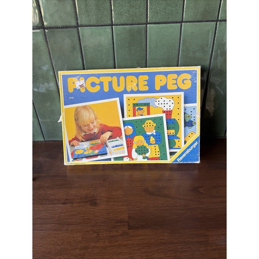 VINTAGE Picture Peg Set Ravensburger 1992 Kids Discovery Toys Collectible